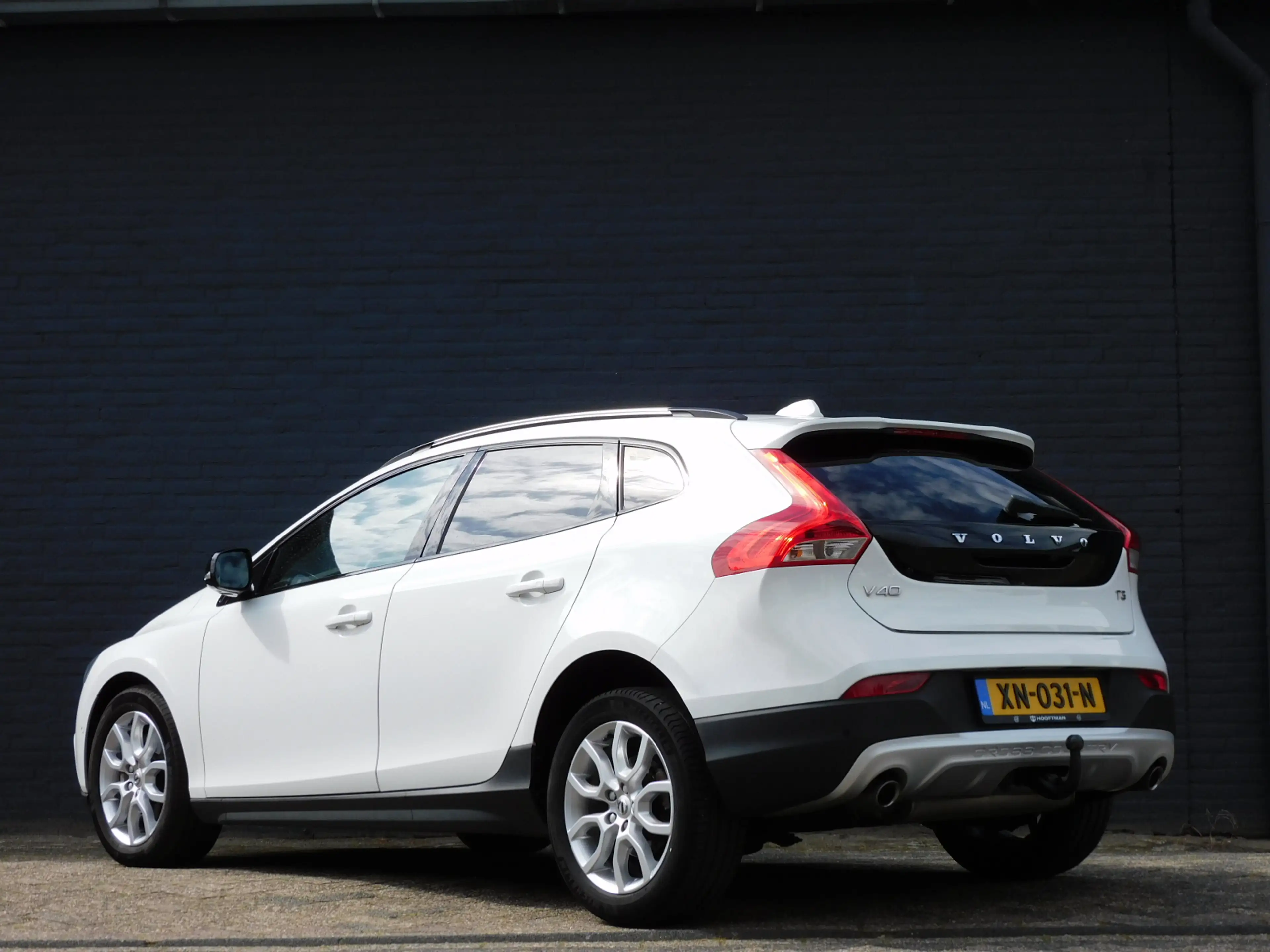 Volvo V40 Cross Country 1.5 T3 Polar+ Luxury 1e EIGENAAR! DEALER ONDERHOUD — photo 4