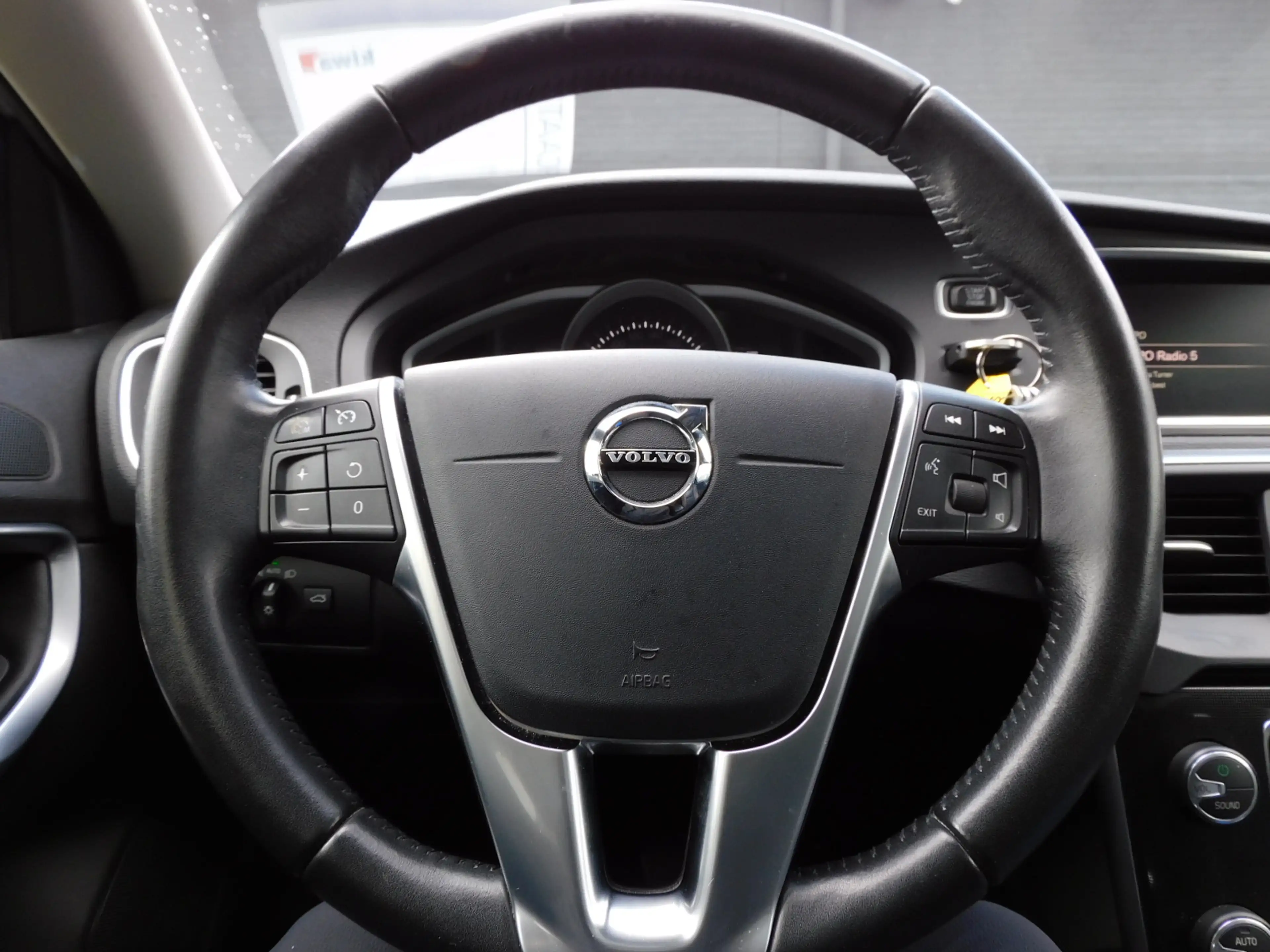 Volvo V40 Cross Country 1.5 T3 Polar+ Luxury 1e EIGENAAR! DEALER ONDERHOUD — photo 13