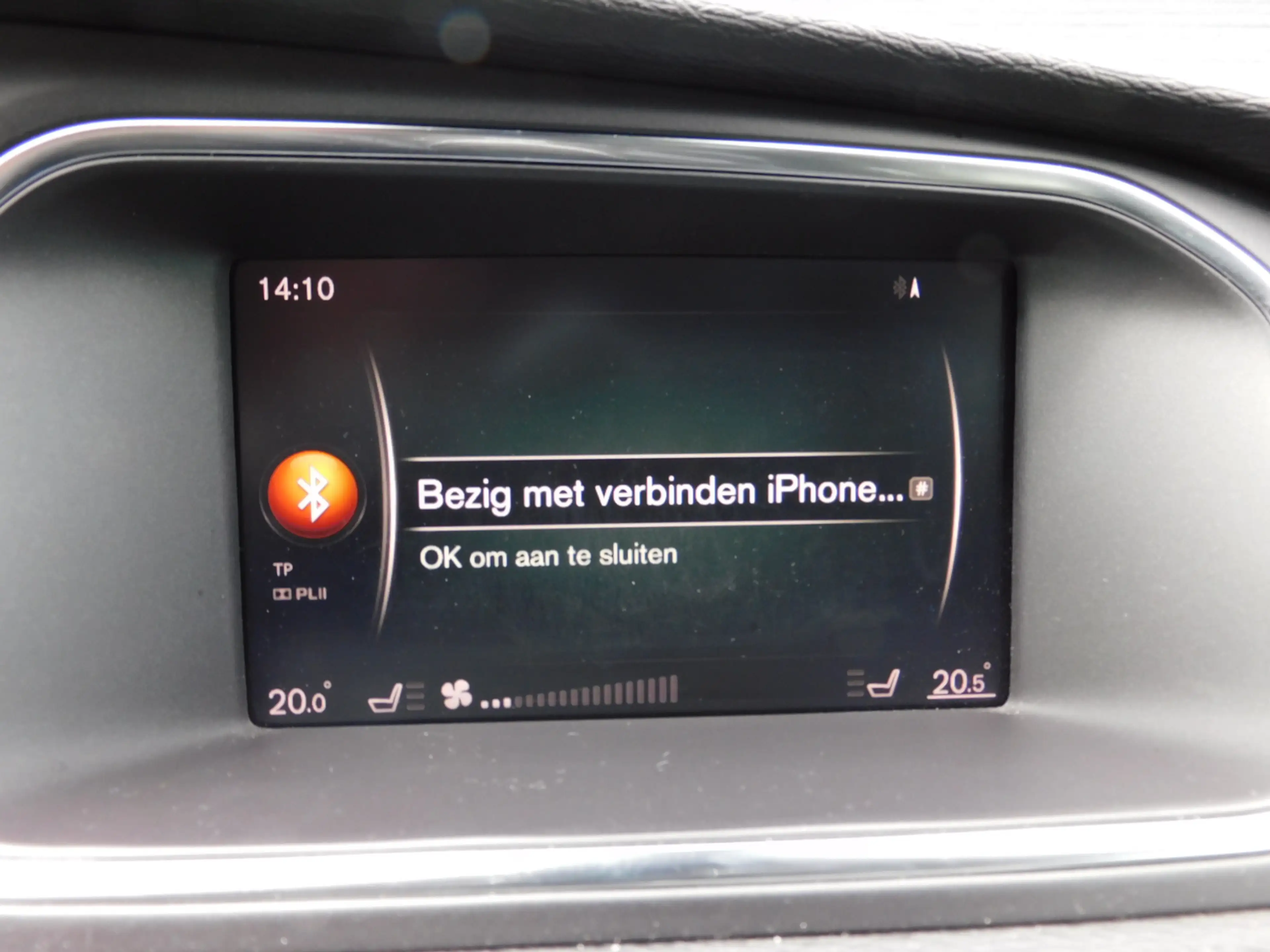 Volvo V40 Cross Country 1.5 T3 Polar+ Luxury 1e EIGENAAR! DEALER ONDERHOUD — photo 21