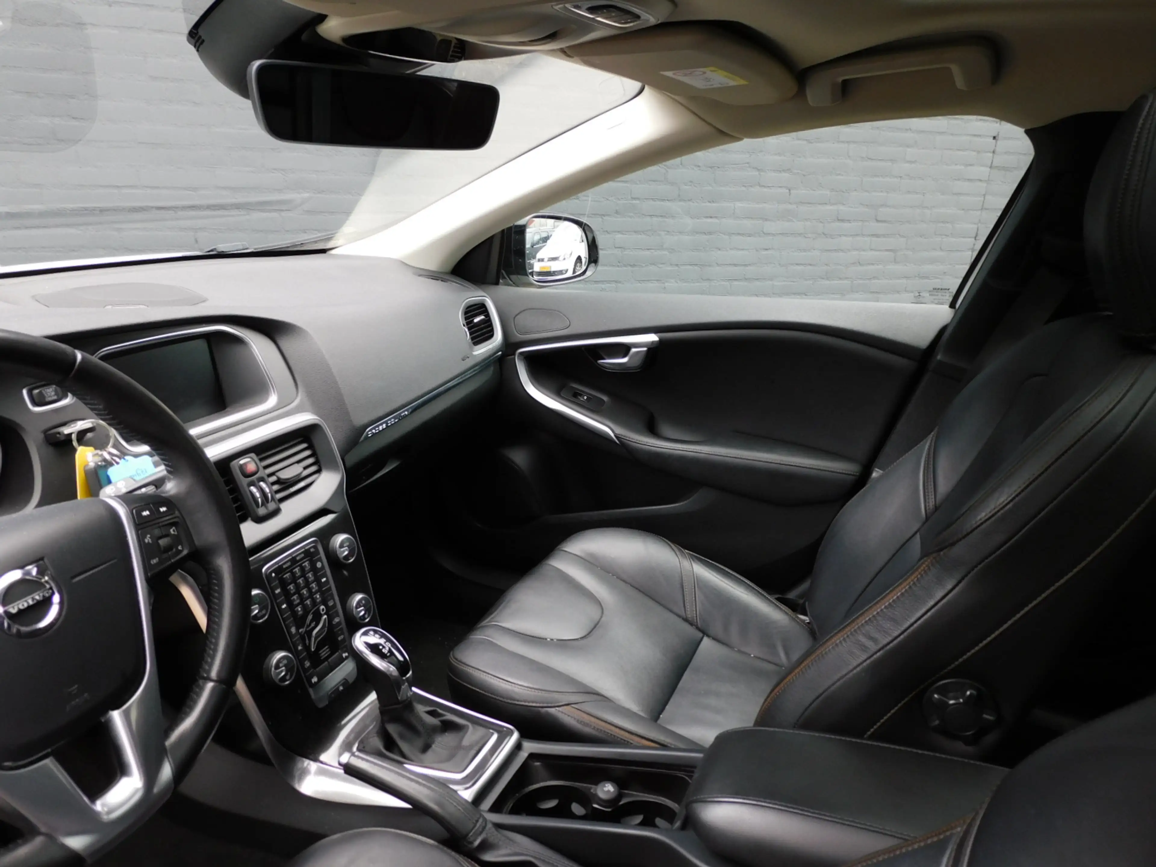 Volvo V40 Cross Country 1.5 T3 Polar+ Luxury 1e EIGENAAR! DEALER ONDERHOUD — photo 9