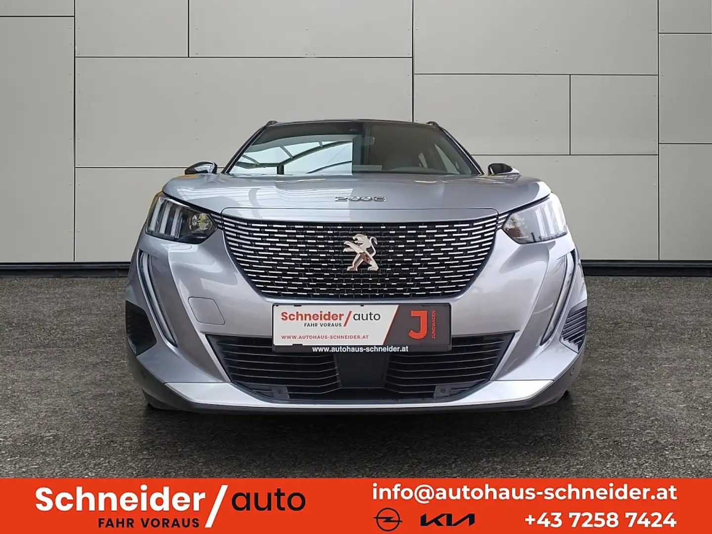Peugeot e-2008 50kWh GT Grau - 2