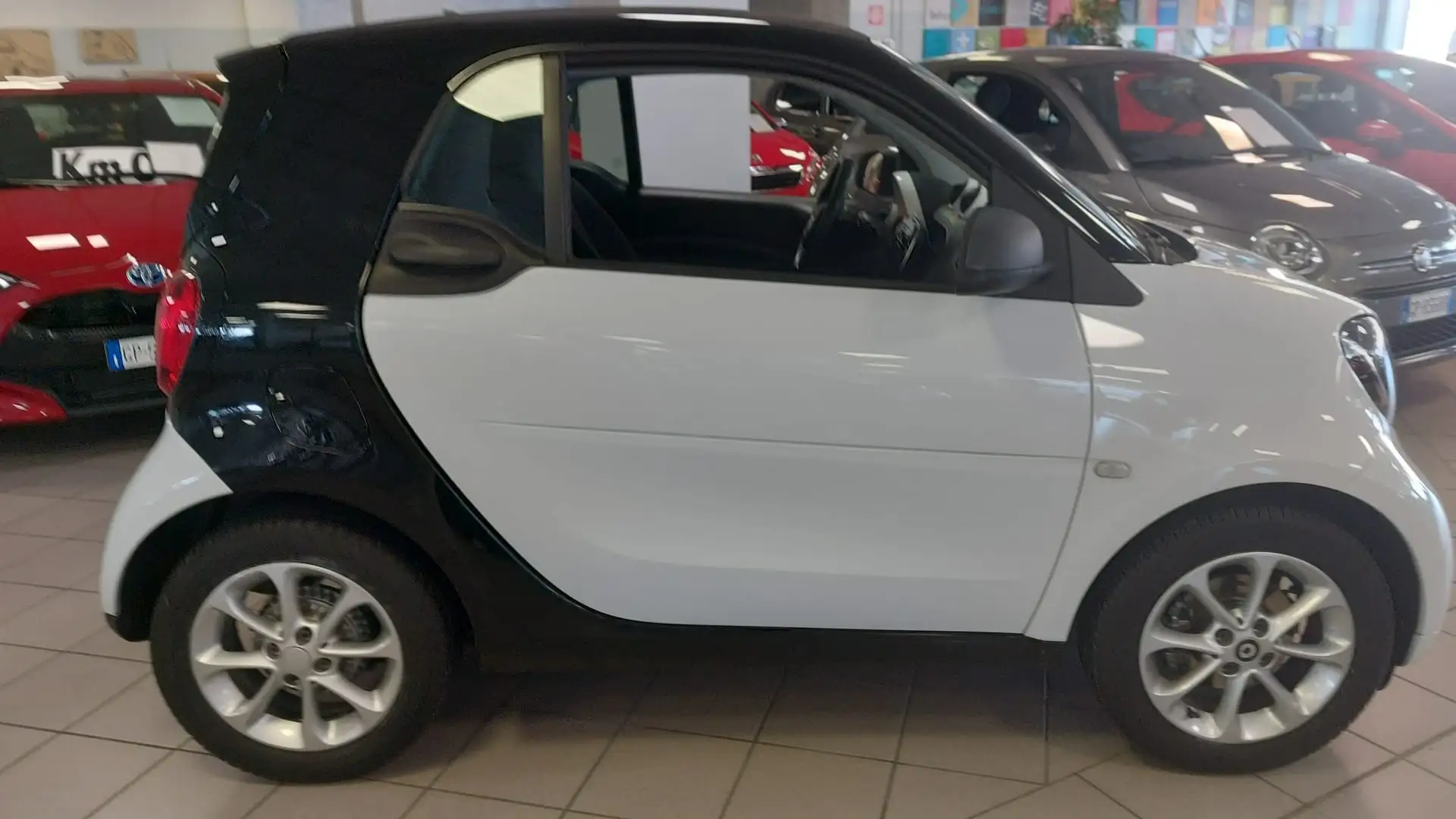 smart forTwo Fortwo 1.0 Youngster 71cv c/S.S. Wit - 2