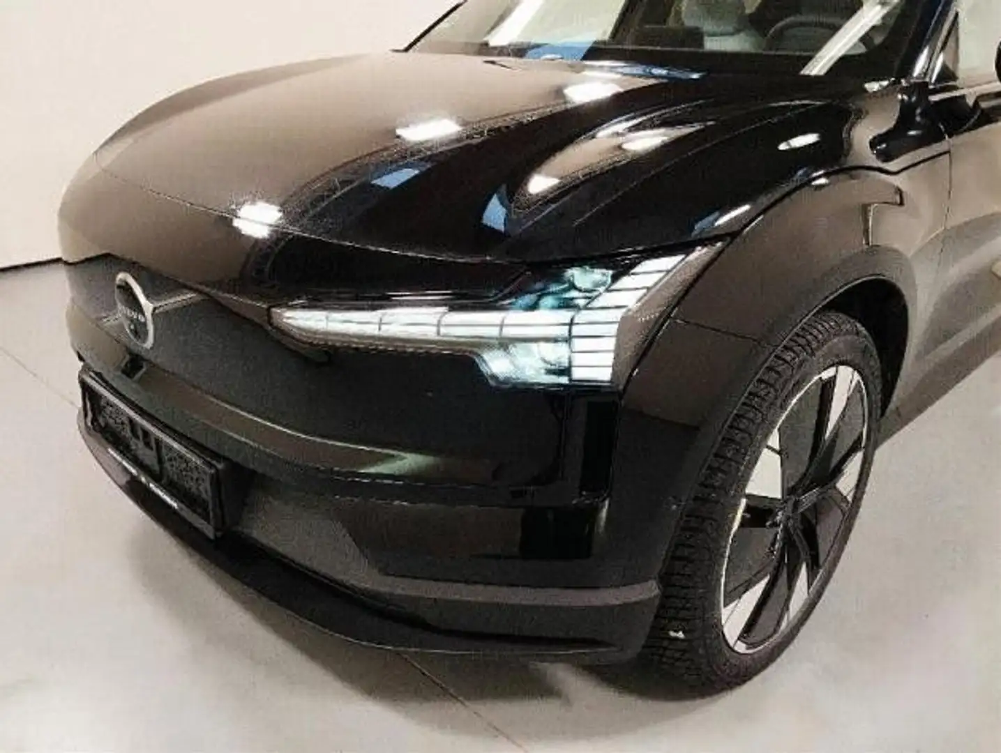 Volvo EX30 Twin Motor Performance AWD 69kWh Ultra NP 55.470.- Schwarz - 2