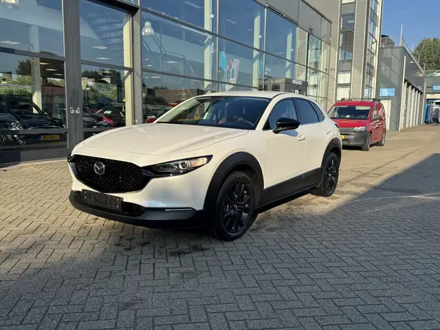 Mazda CX-30 MAZDA CX-30 1 2.5 E-SKYACTIV-G 140 HK NAGISA AUT