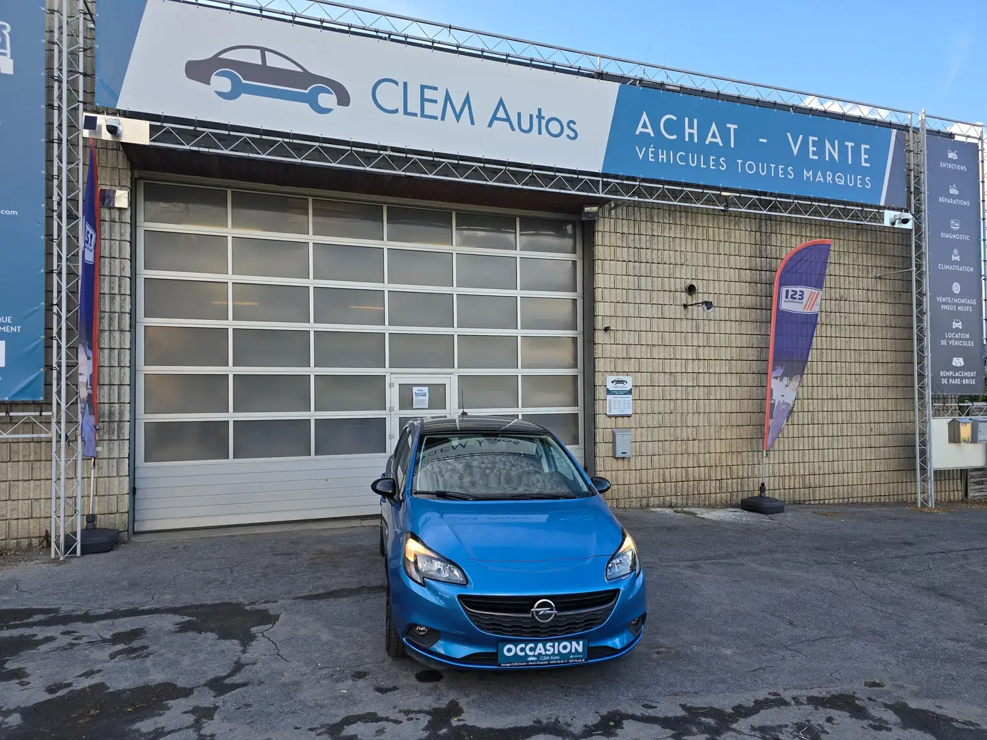 Opel Corsa Corsa 1.4i Black Edition Bleu - 1