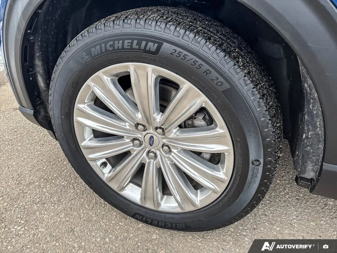 Ford Explorer снимка Ford Explorer
