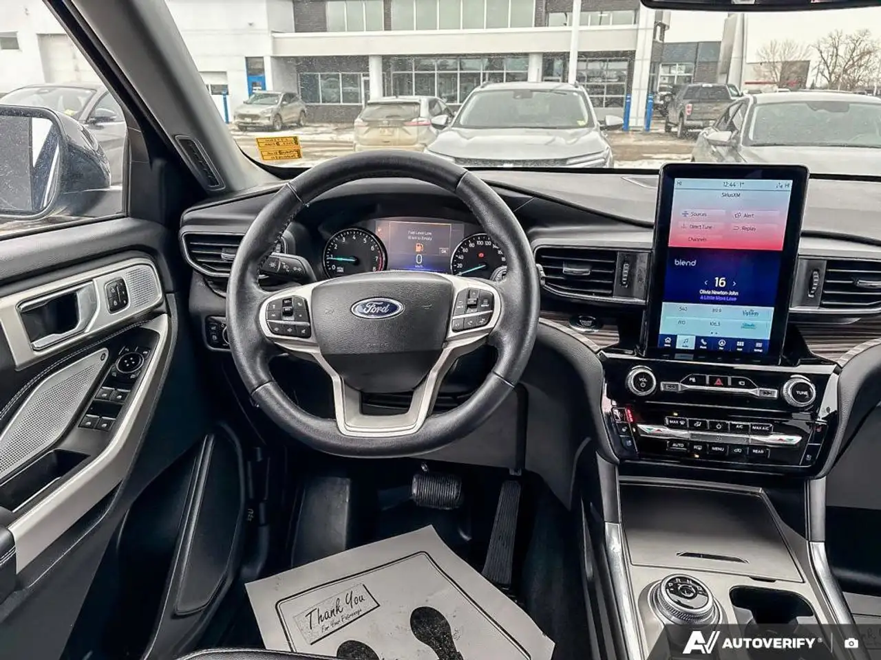 Ford Explorer снимка Ford Explorer