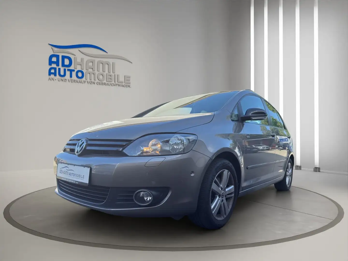 Volkswagen Golf Plus MATCH/1.HAND/DSG/NAVI/SHZ/PDC Marrón - 1