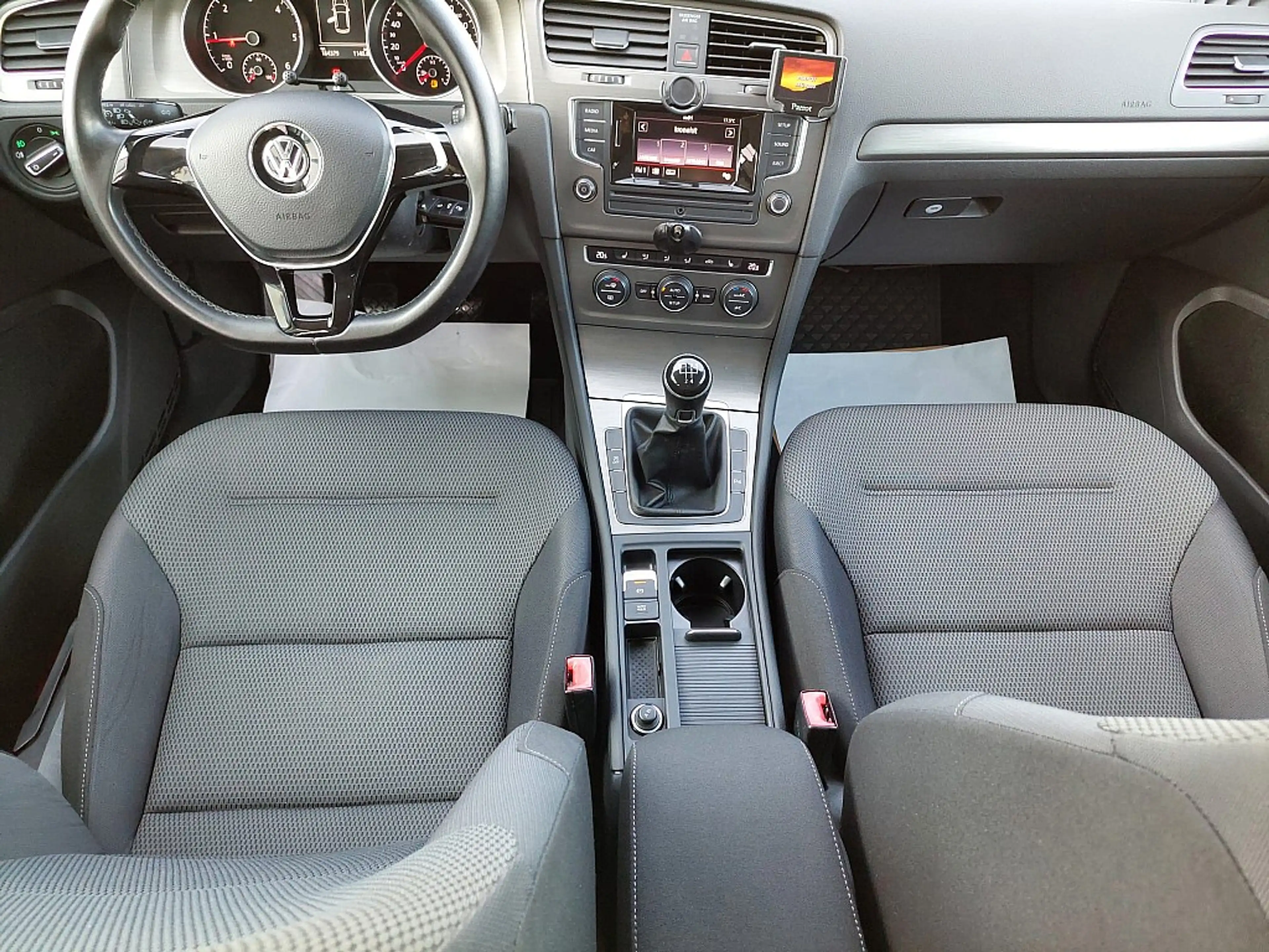 Volkswagen Golf R abbit 1,6 TDI BMT — photo 10