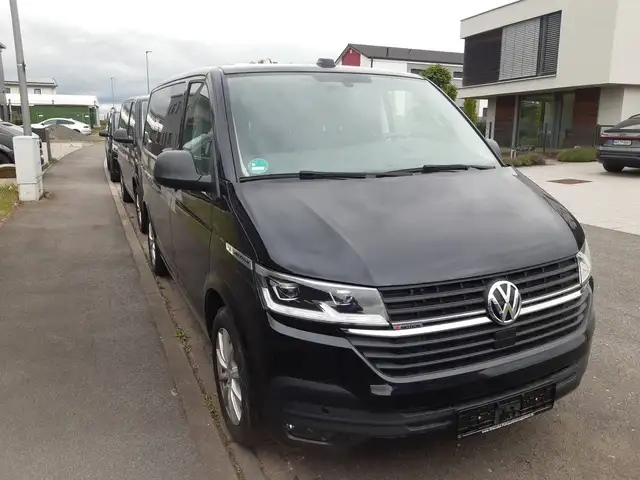 Volkswagen T6.1 Multivan Multivan Trendline 4MOTION