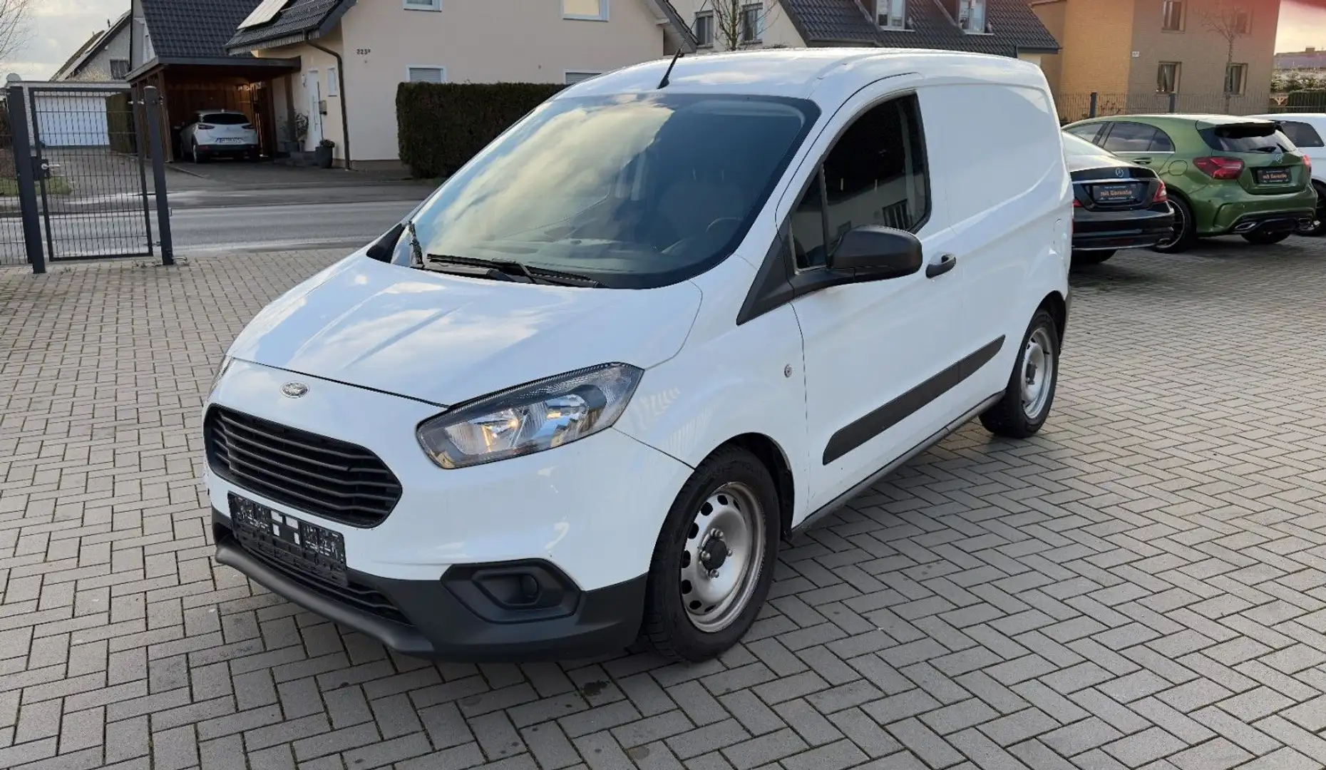 Ford Transit Courier Basis 1.5 TDCI Blanc - 1