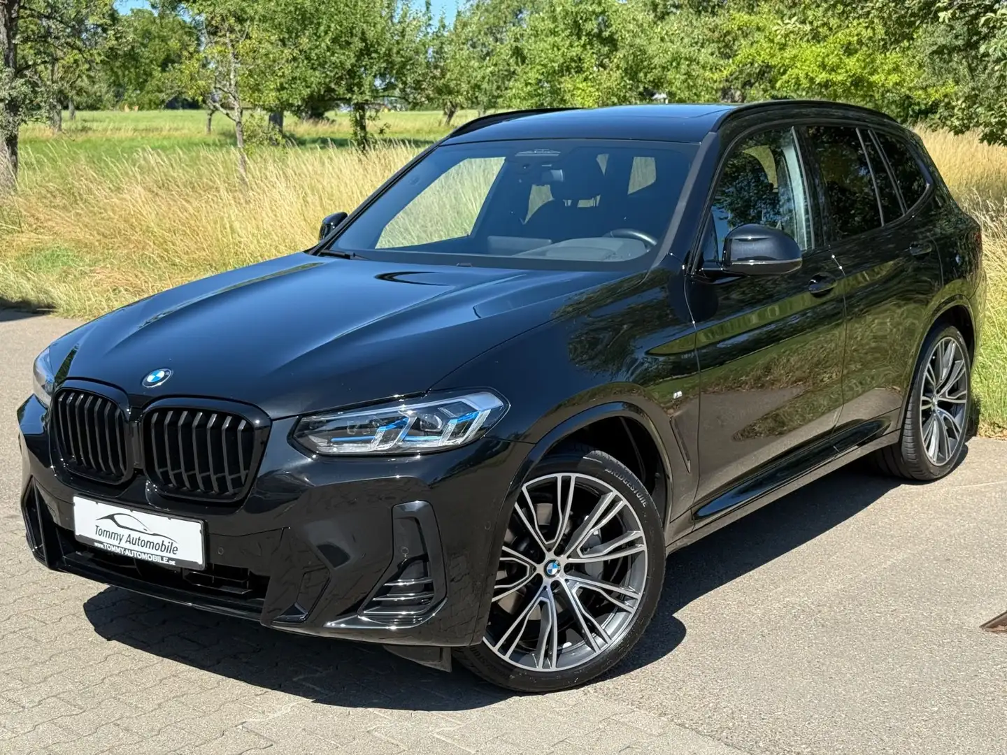 BMW X3 xDrive 30 d M Sport Pano Laser HeadUp AHK 21" Noir - 1