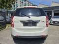 Mahindra XUV500 W6 FWD (4x2) 7POSTI Weiß - thumbnail 5
