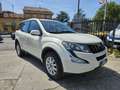 Mahindra XUV500 W6 FWD (4x2) 7POSTI Weiß - thumbnail 3