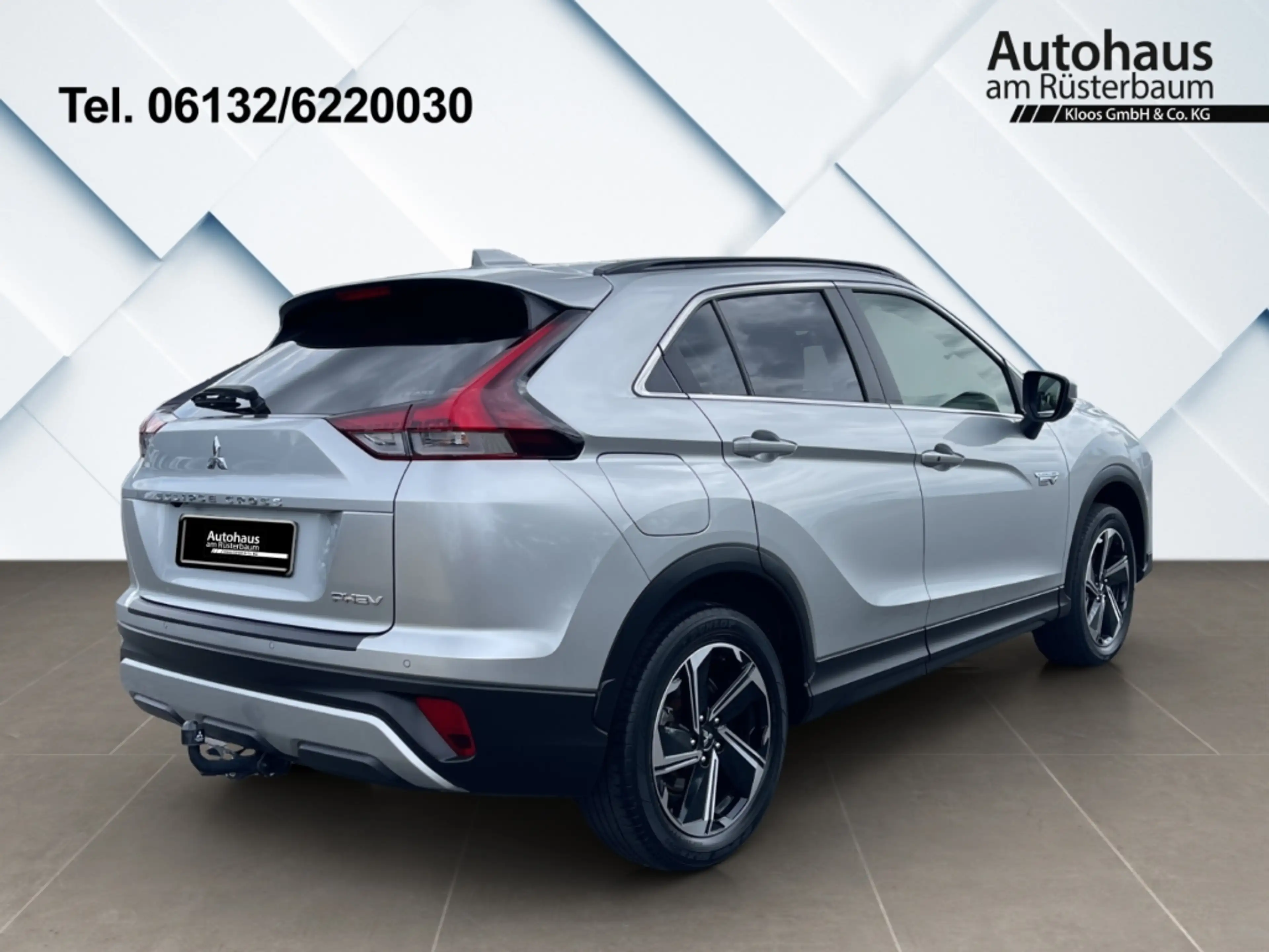 Mitsubishi Eclipse Cross PHEV PLUS Intro 4WD StandHZG 360 Kamera LED ACC Ap — photo 6