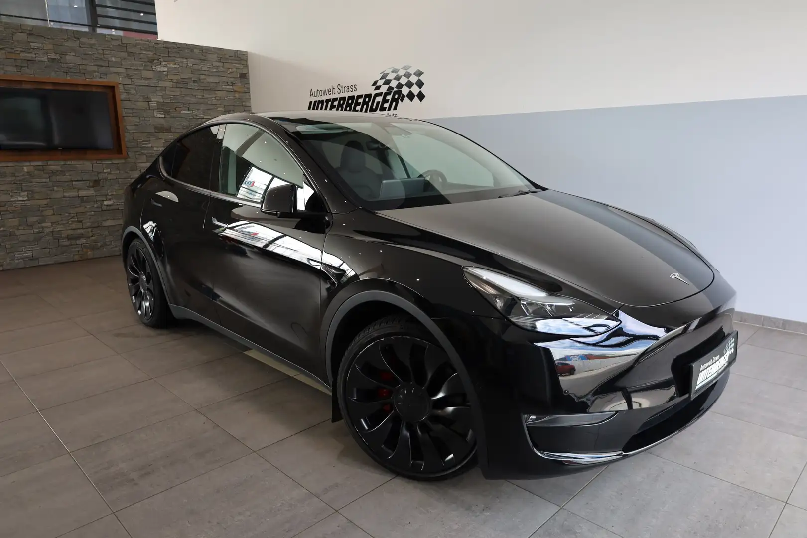 Tesla Model Y Performance DAB LED RFK el. Sitze Alb - 1