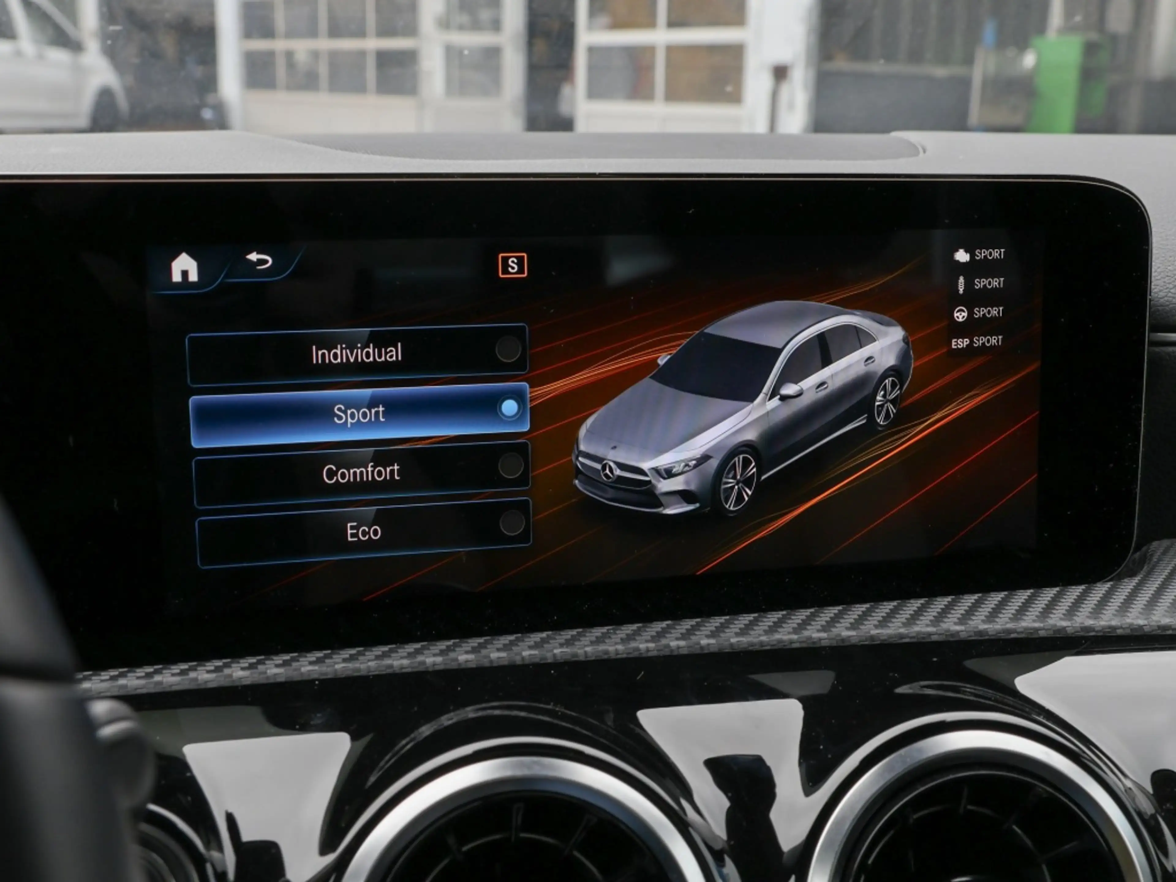 Mercedes-Benz A 220 d 4M Limo Style/AHK/Cam/LED/Keyl/StdHz — photo 19