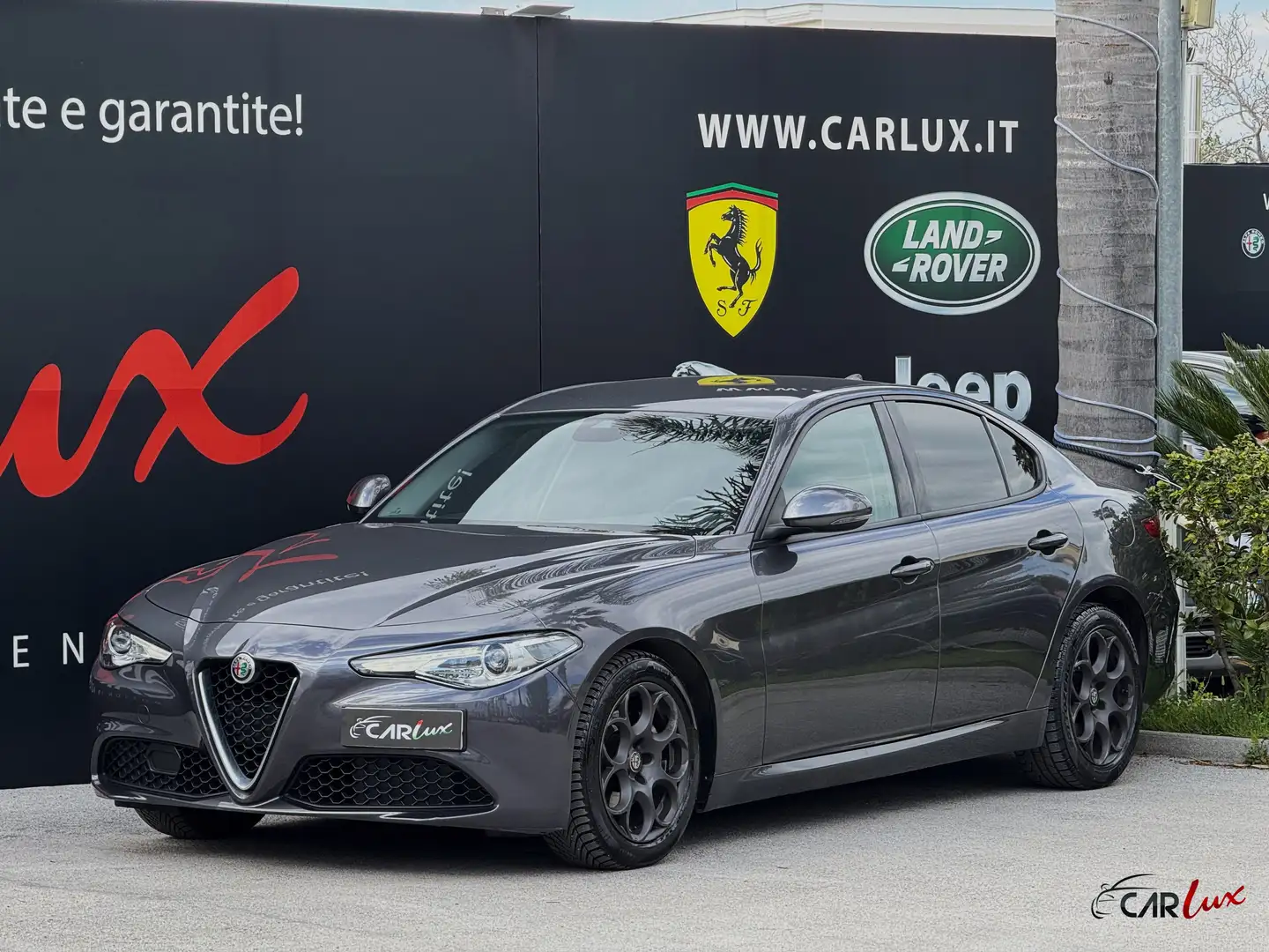 Alfa Romeo Giulia 2.2 t Business 136CV AT8 LED CAR PLAY Grigio - 1