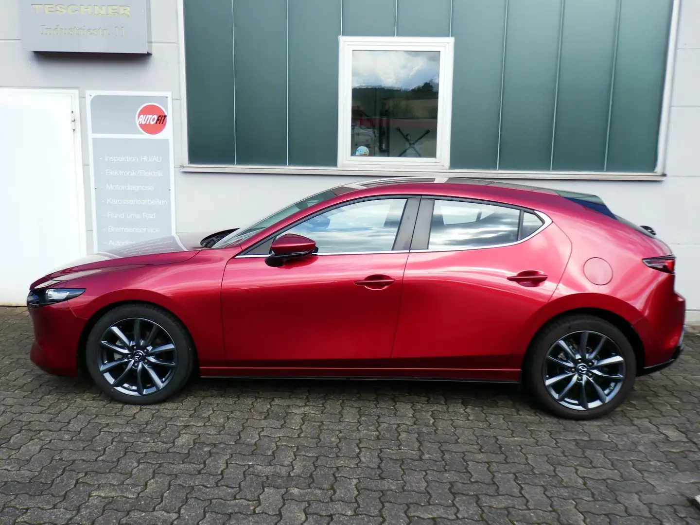 Mazda 3 SKYACTIV-G 2.0 M-Hybrid SELECTION+i-AC-P. Rot - 2