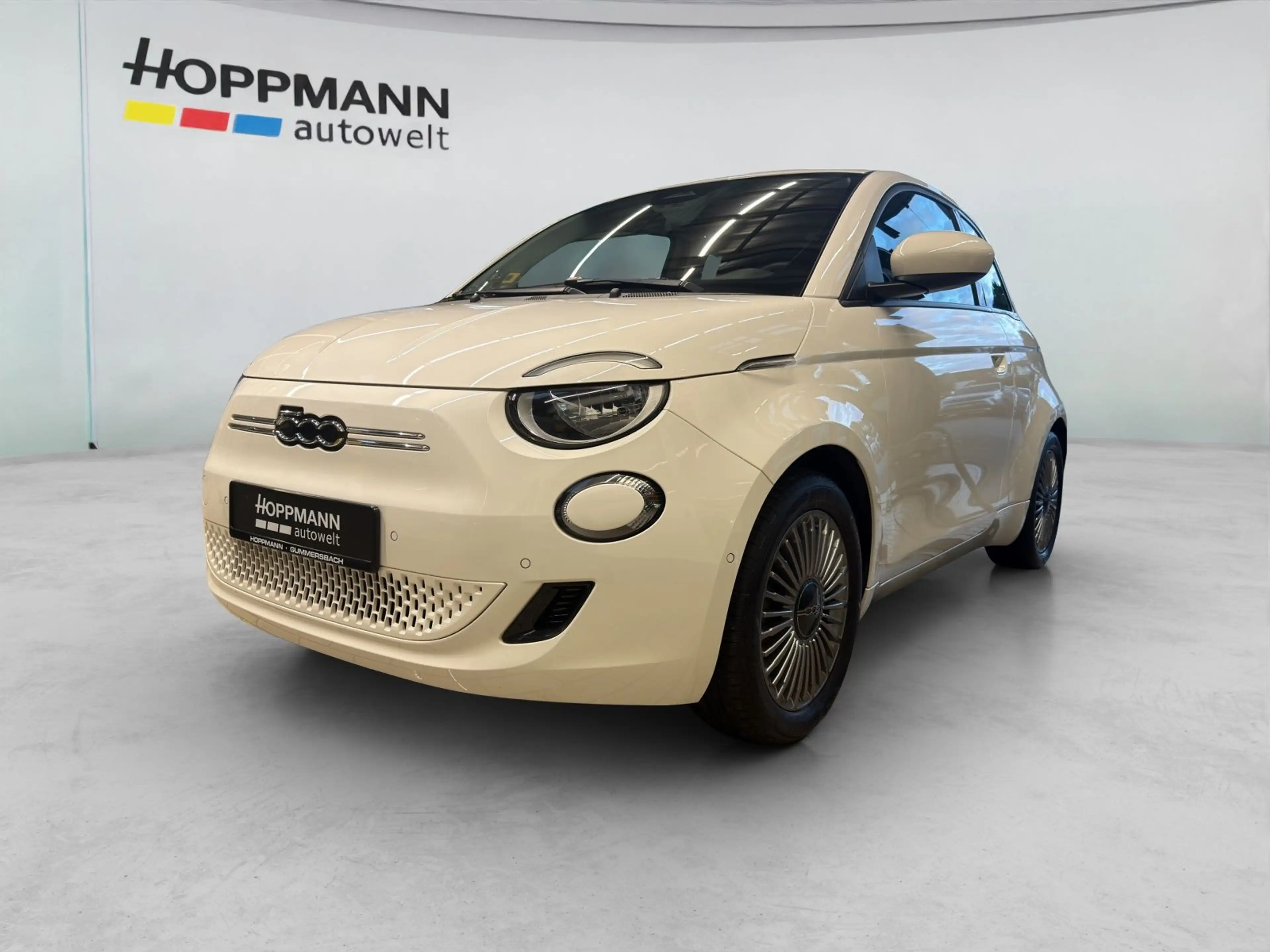 Fiat 500e . — photo 2