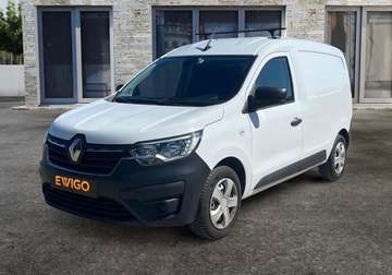 fourgon 1.5 bluedci 95 1 ère main bluetooth clim écran digital prix affiché ht tva récupérable