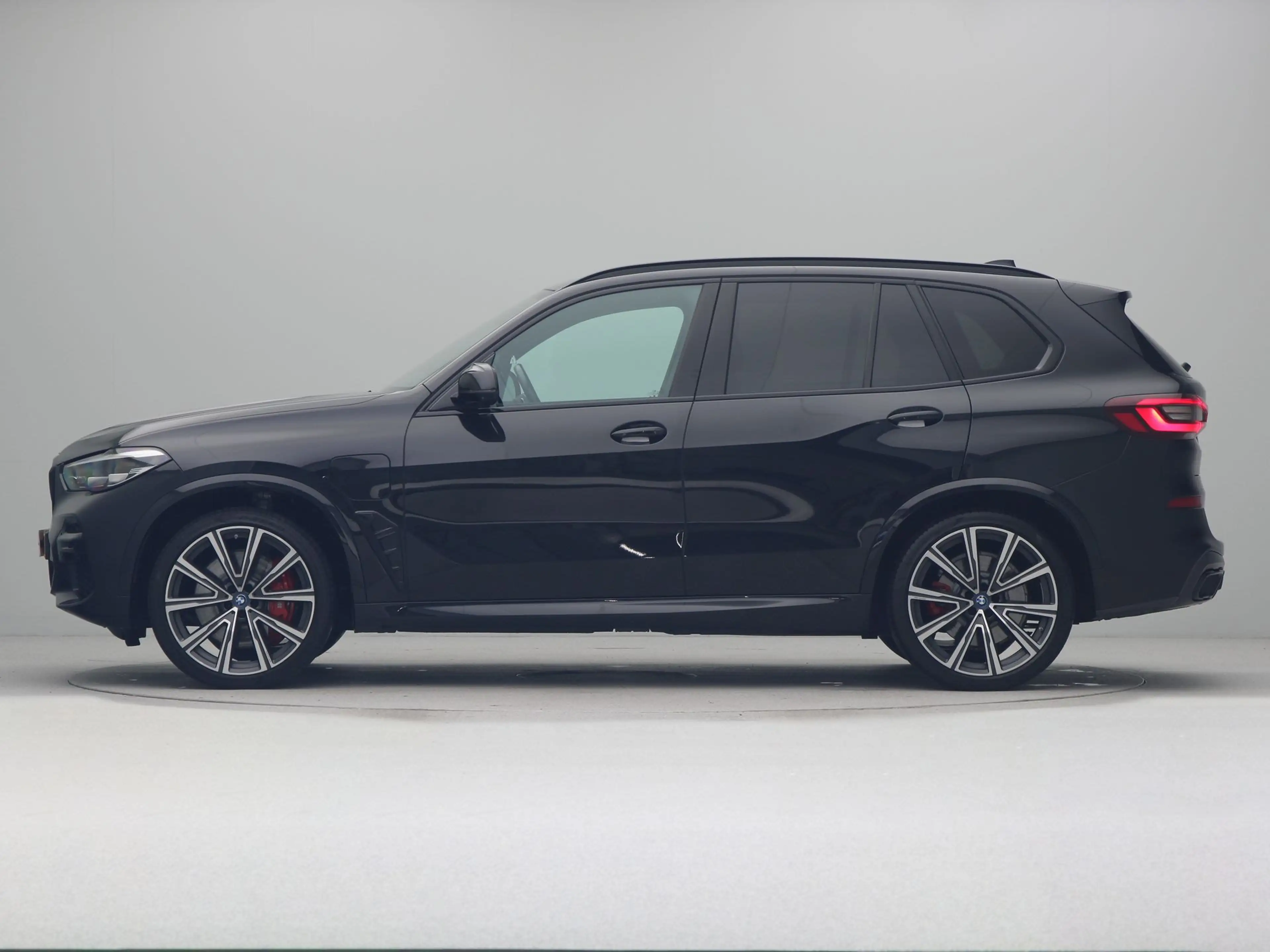 BMW X5 xDrive45e High Executive SoH 97% — photo 12