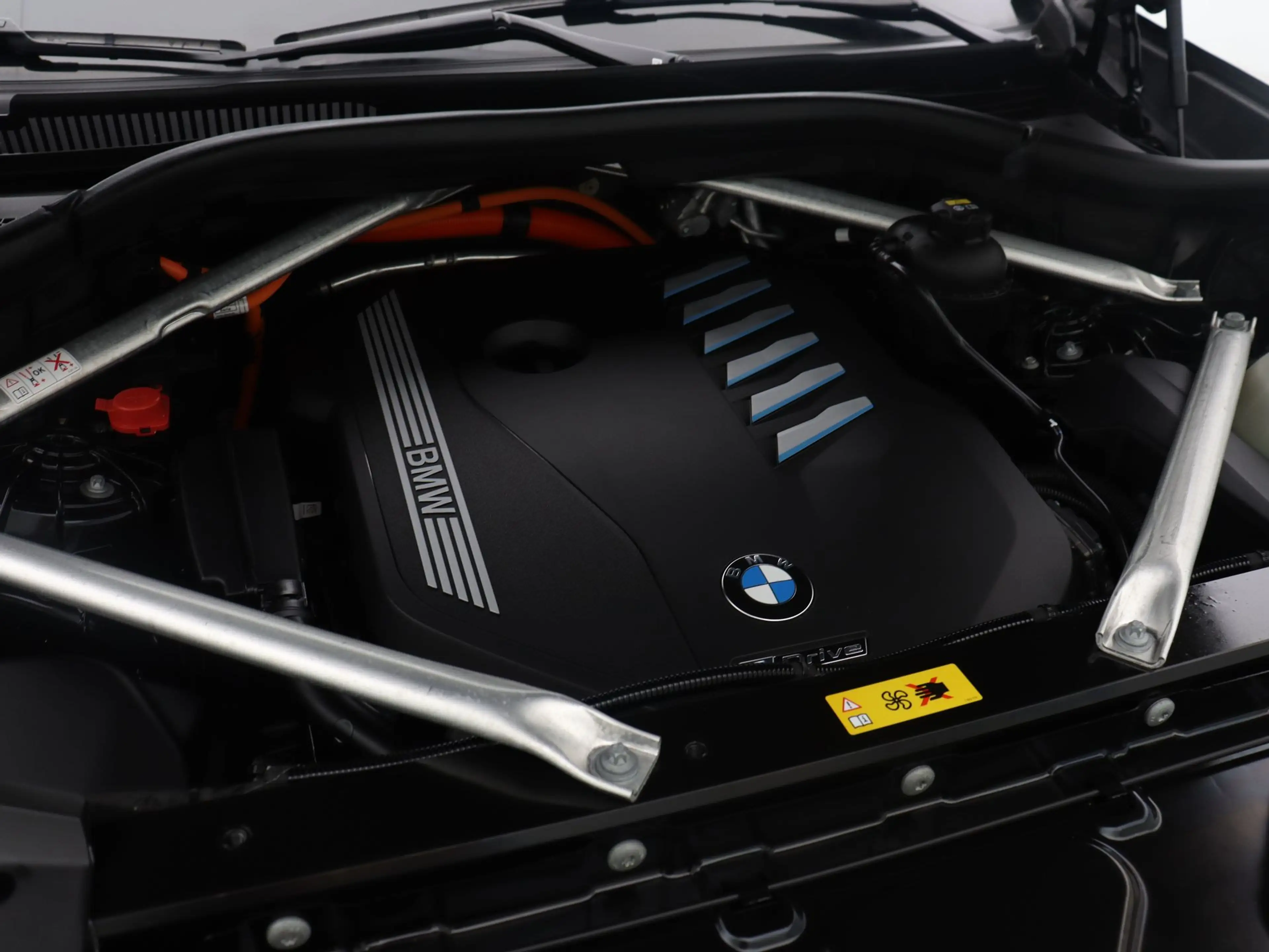 BMW X5 xDrive45e High Executive SoH 97% — photo 4