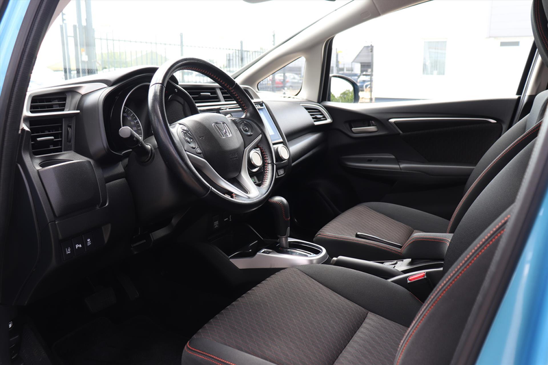 Honda Jazz 1.5 i-VTEC 130pk CVT Dynamic — photo 6