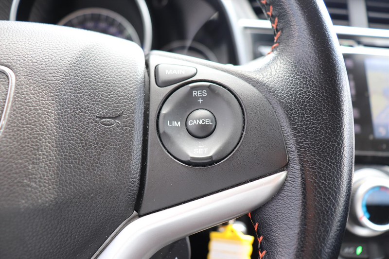 Honda Jazz 1.5 i-VTEC 130pk CVT Dynamic — photo 12