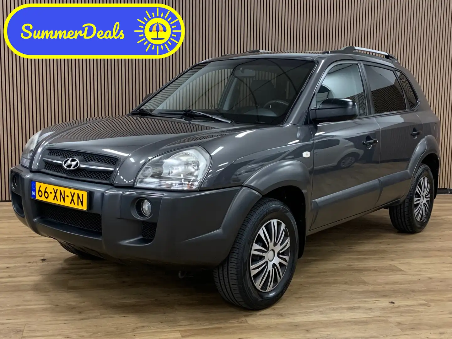 Hyundai TUCSON 2.0i Dynamic|Airco| Gris - 1