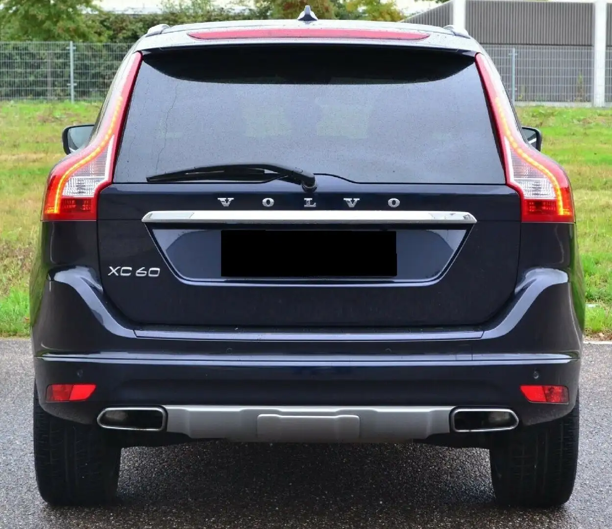 Volvo XC60 XC60 MomentumWinterpBusinesspFamilypFWD Geartr Blau - 1