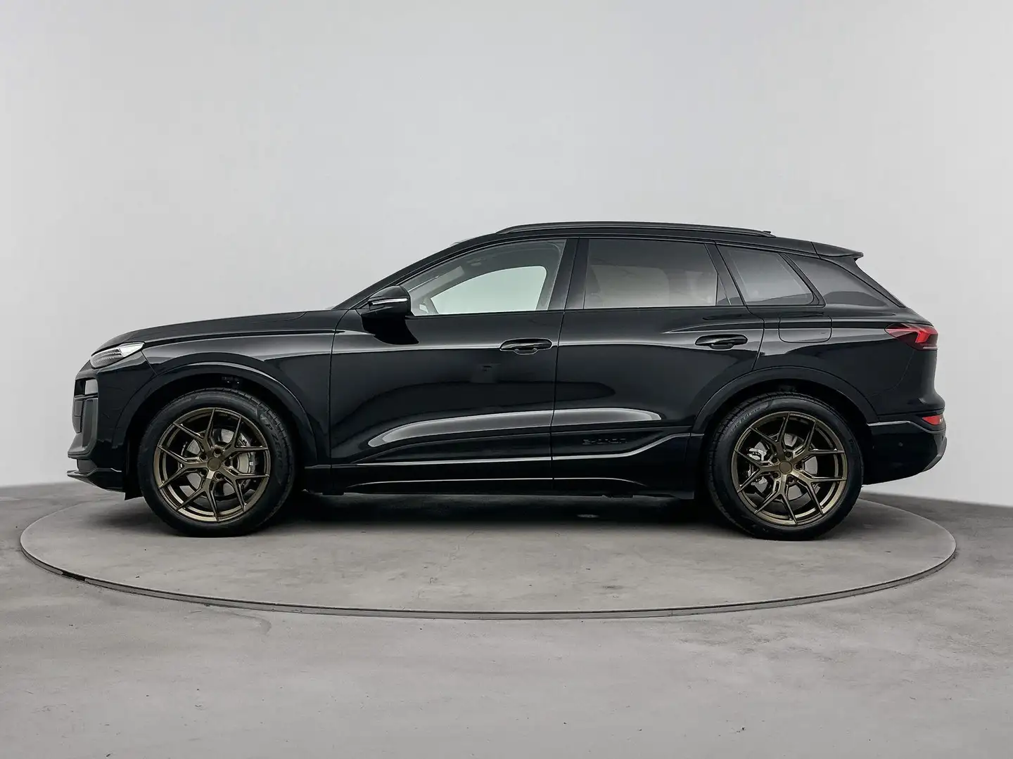 Audi Q6 e-tron Advanced edition 100 kWh | 21 Inch Velgen | Noir - 2