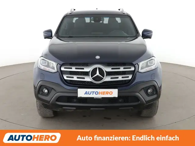 Mercedes-Benz X-Class view 9