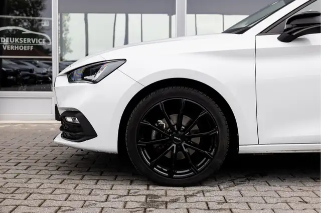 Seat Leon view 13