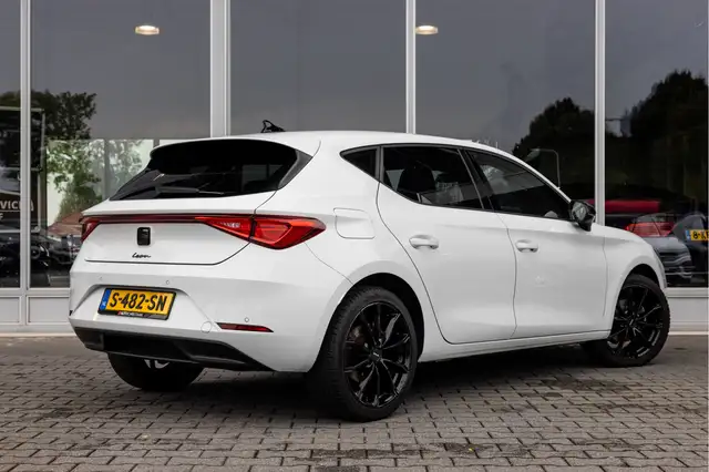Seat Leon view 2