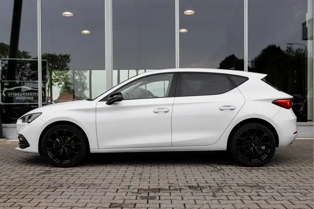 Seat Leon view 5