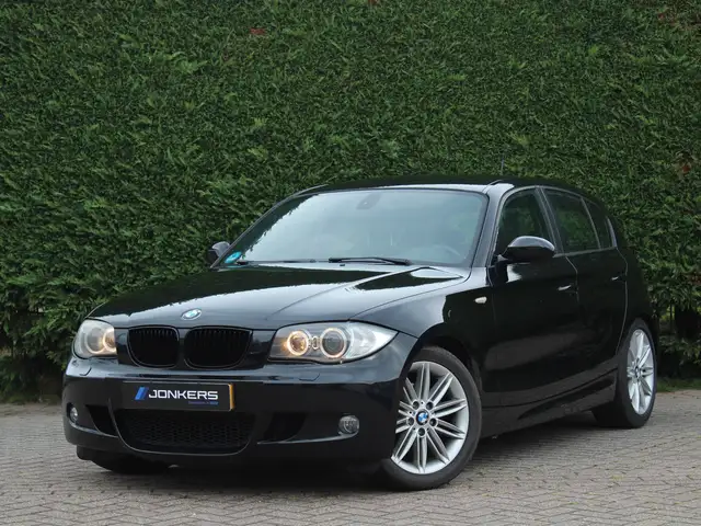 BMW 118 1-serie 118i M Sport | Stoelverwarming | nieuwe ap
