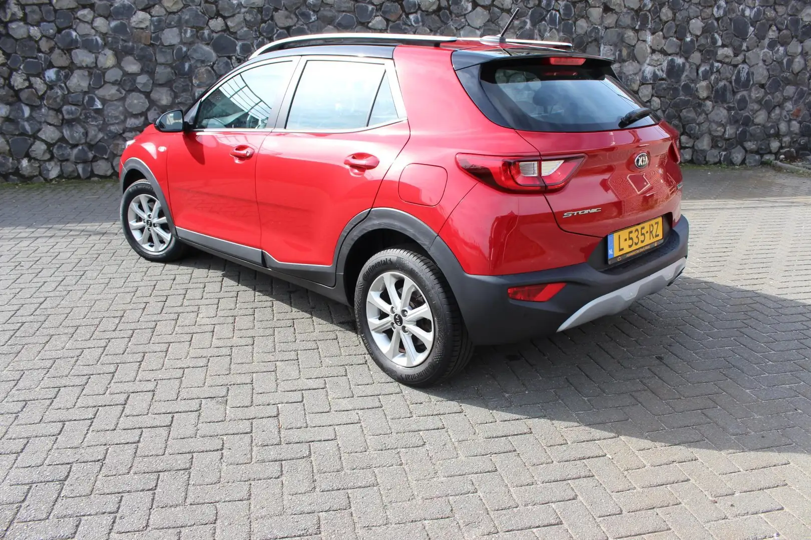 Kia Stonic 1.0 T-GDi Hybrid DynamicLine , Carplay Android, Da Rouge - 2