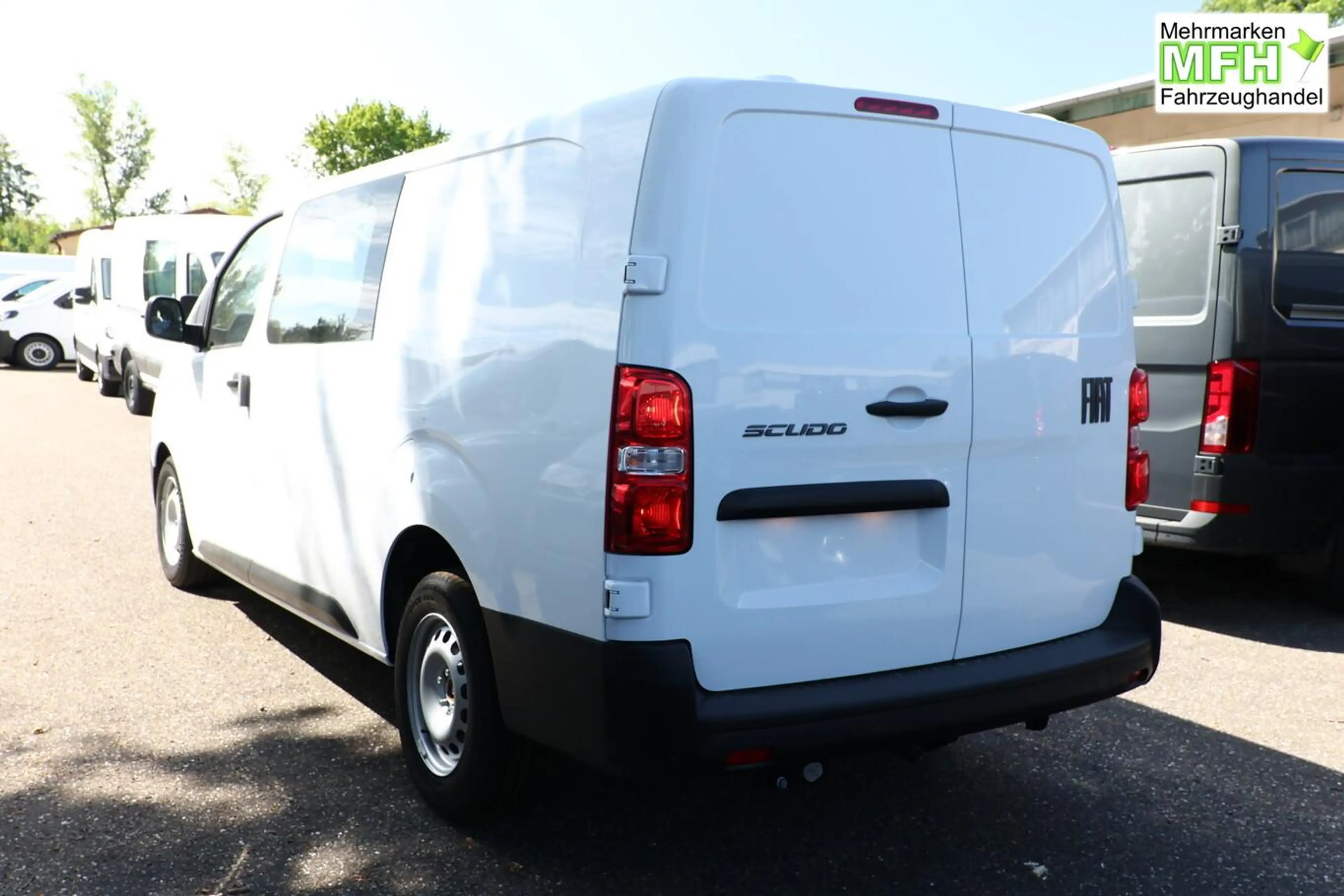 Fiat Scudo DoKa XL Temp Kam CarPlay PDC Vorb.AHK 110 kW (1... — photo 3