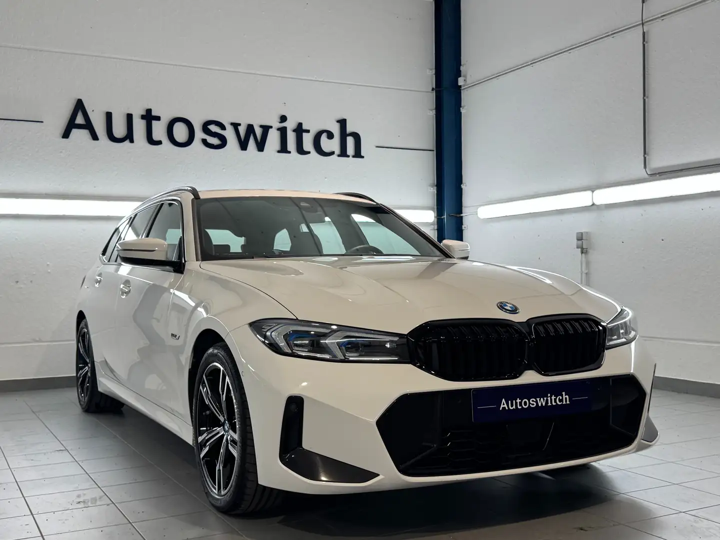 BMW 330 e Touring FACELIFT - M Sport/Act.Cruise/Stuurverw. Blanc - 1