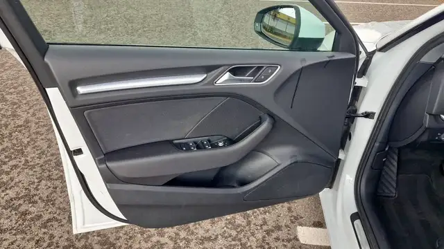 Audi A3 view 7