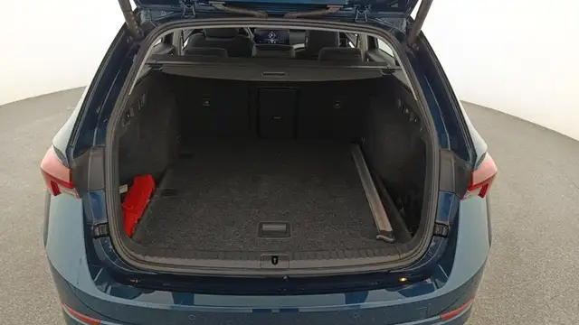 Skoda Octavia view 7