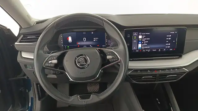 Skoda Octavia view 14
