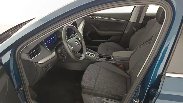 Skoda Octavia view 9