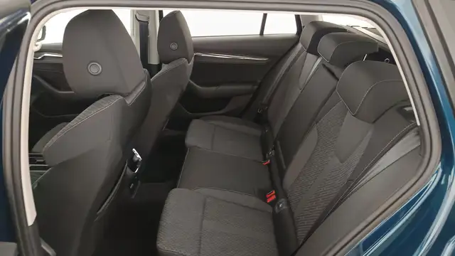 Skoda Octavia view 11