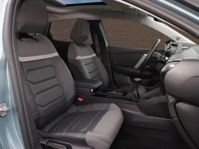 Citroen C4 view 7