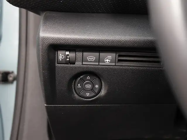 Citroen C4 view 14