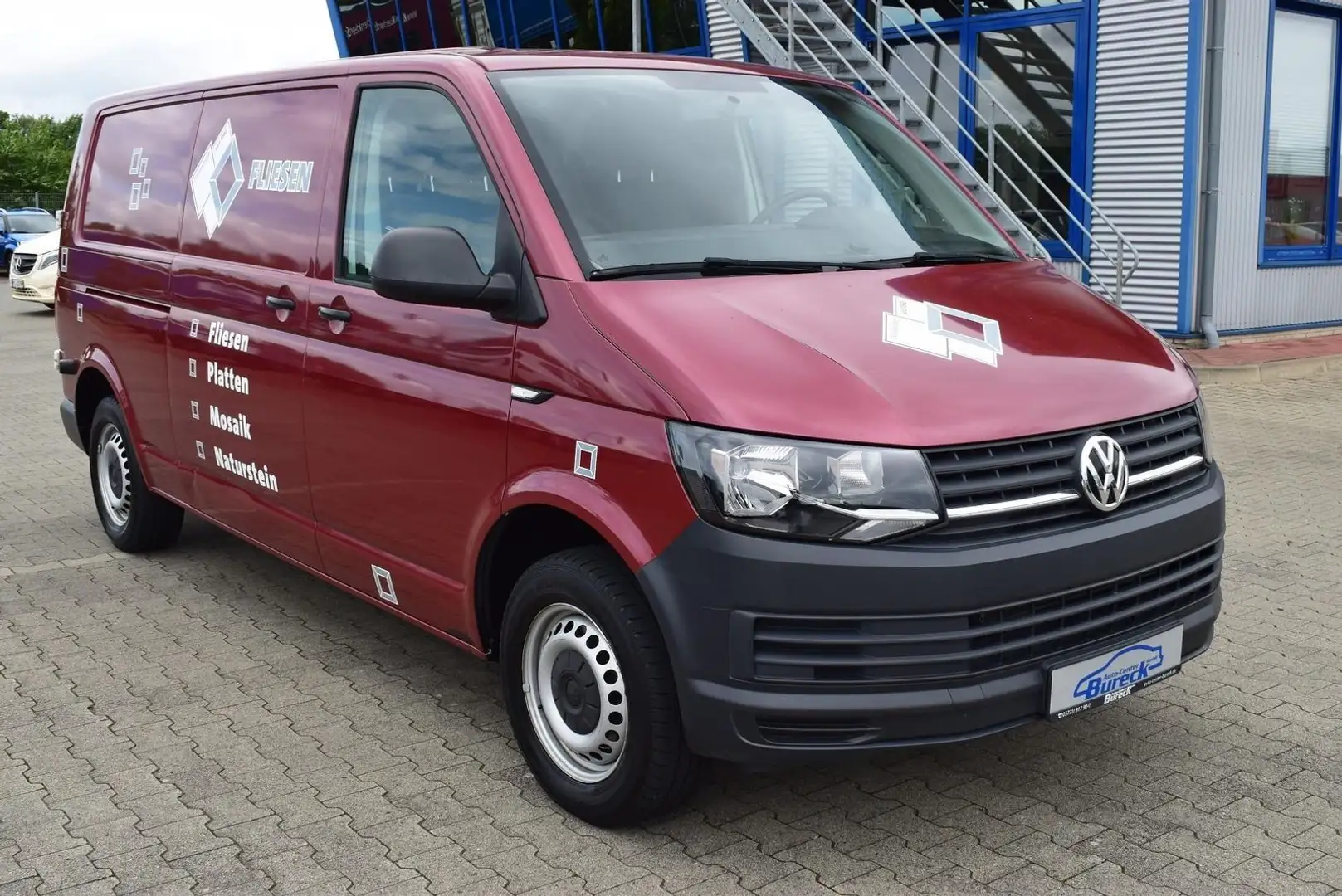 Volkswagen T6 2.0 TDI Lang Klima/Holz/Flügeltüren Rot - 1
