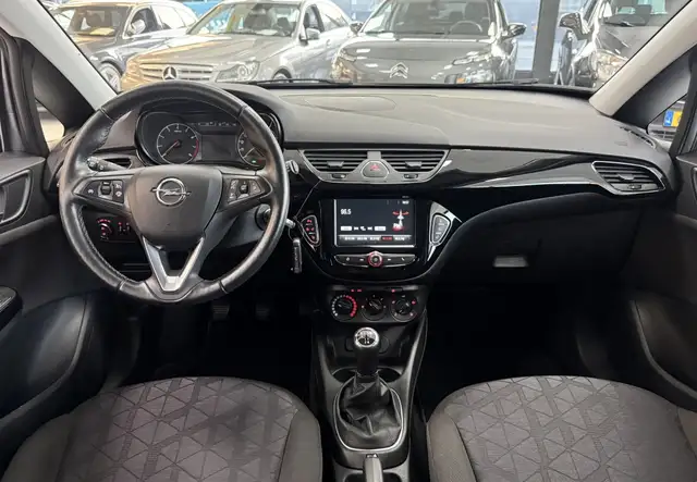 Opel Corsa view 4