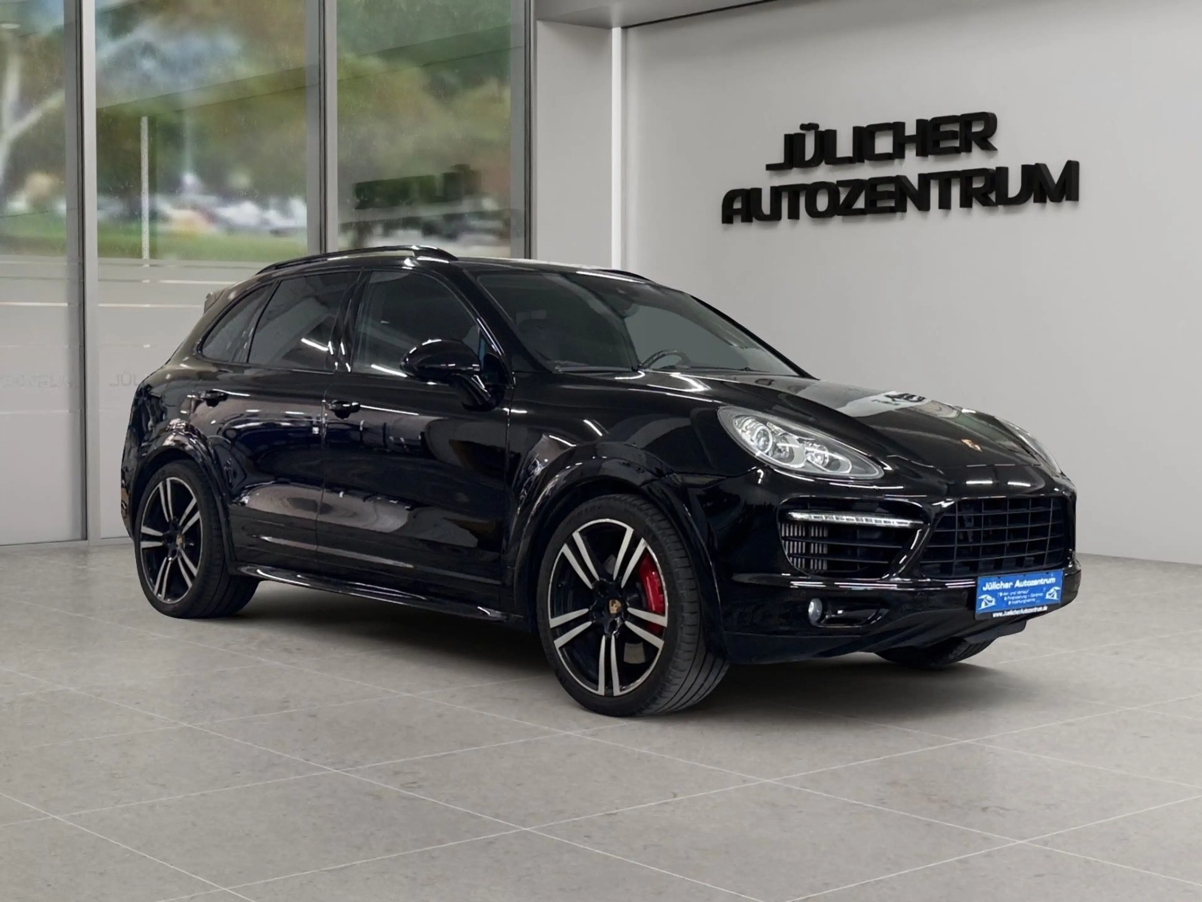Porsche Cayenne Turbo S Aut., Burmester, Insp. Neu